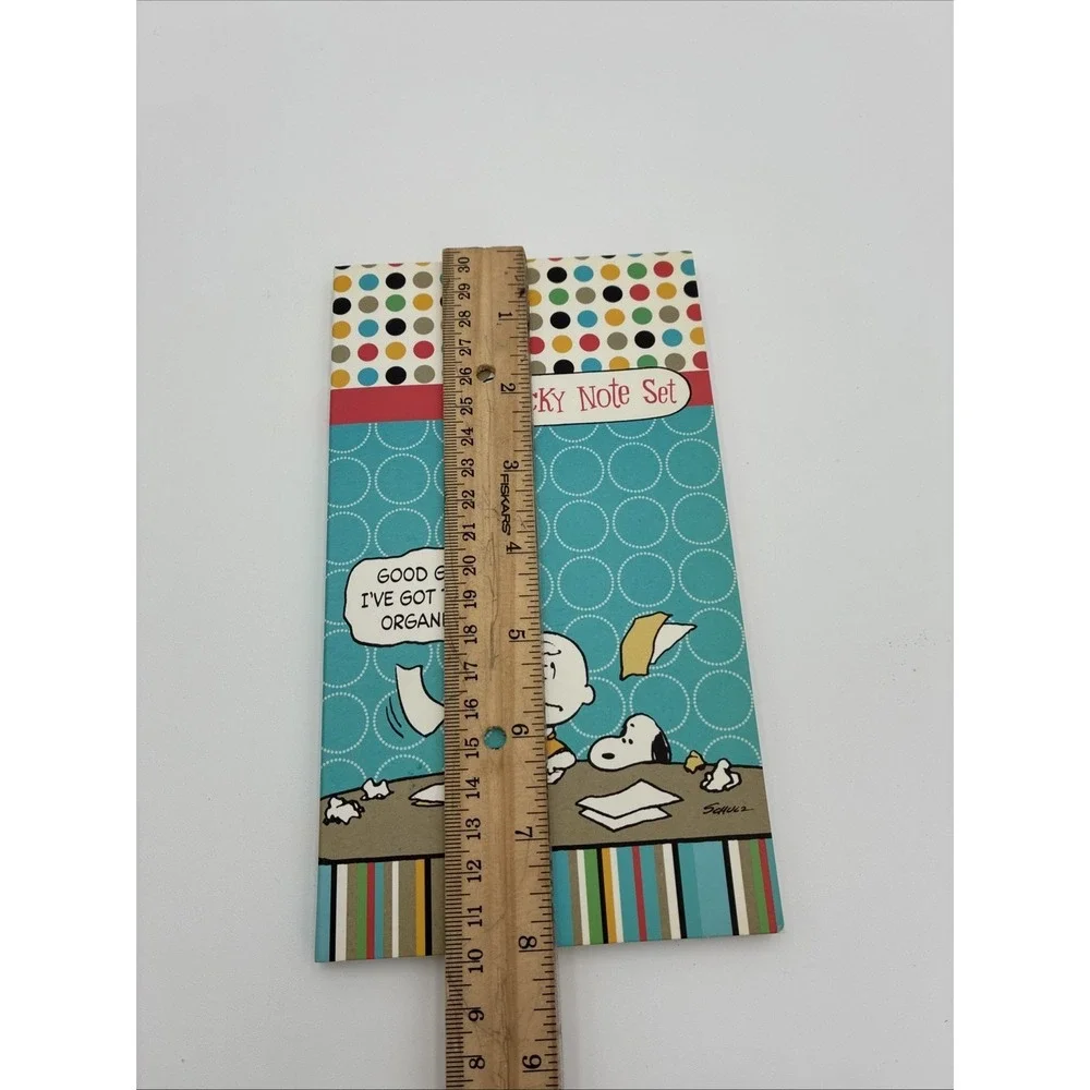 Hallmark Peanuts Charlie Brown Snoopy Sticky Note Set 2010 Stationery Collection